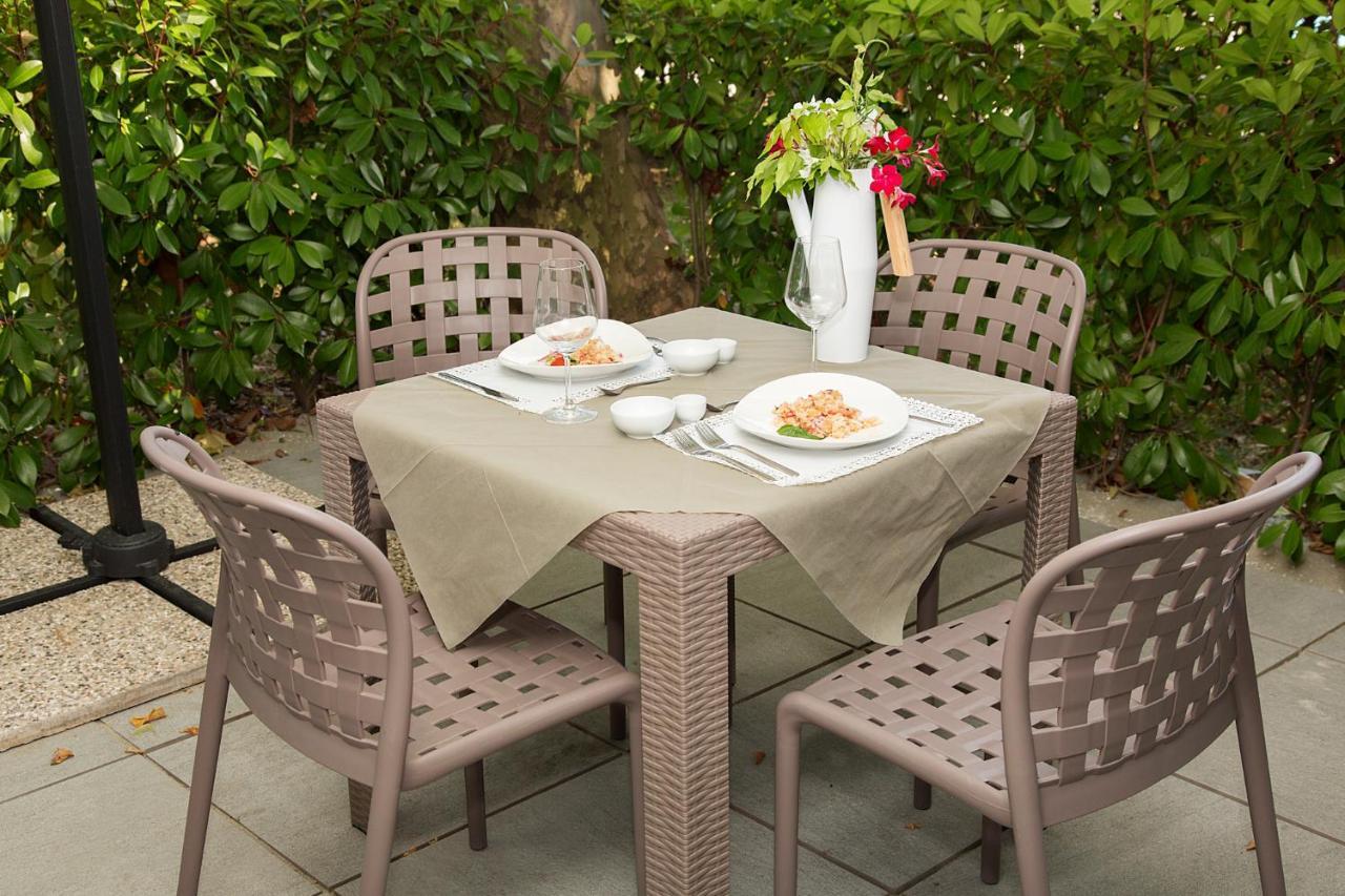 Camping Versilia Mare Hotell Lido di Camaiore Eksteriør bilde